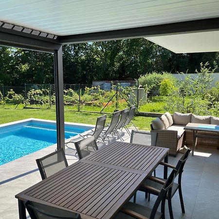 Kobdilj Holiday House Oljka מראה חיצוני תמונה