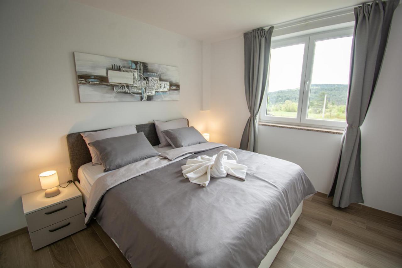 Kobdilj Holiday House Oljka מראה חיצוני תמונה